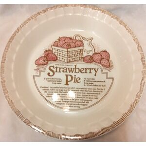 Vintage 1980's Royal China by Jeannette Strawberry Pie Plate 11" w/recipe